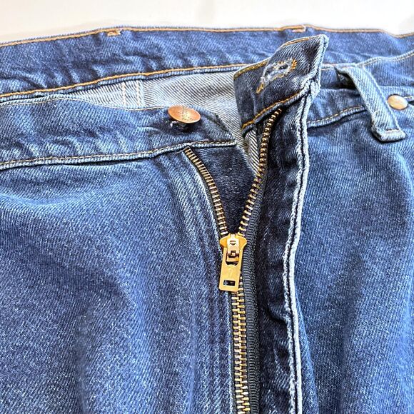 Wrangler 42x32 Straight Leg Cotton Blend Jeans - Picture 3 of 6